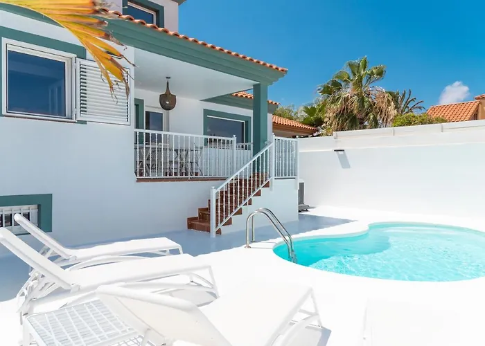 Veaco With Jacuzzi And Private Pool كوراليهو